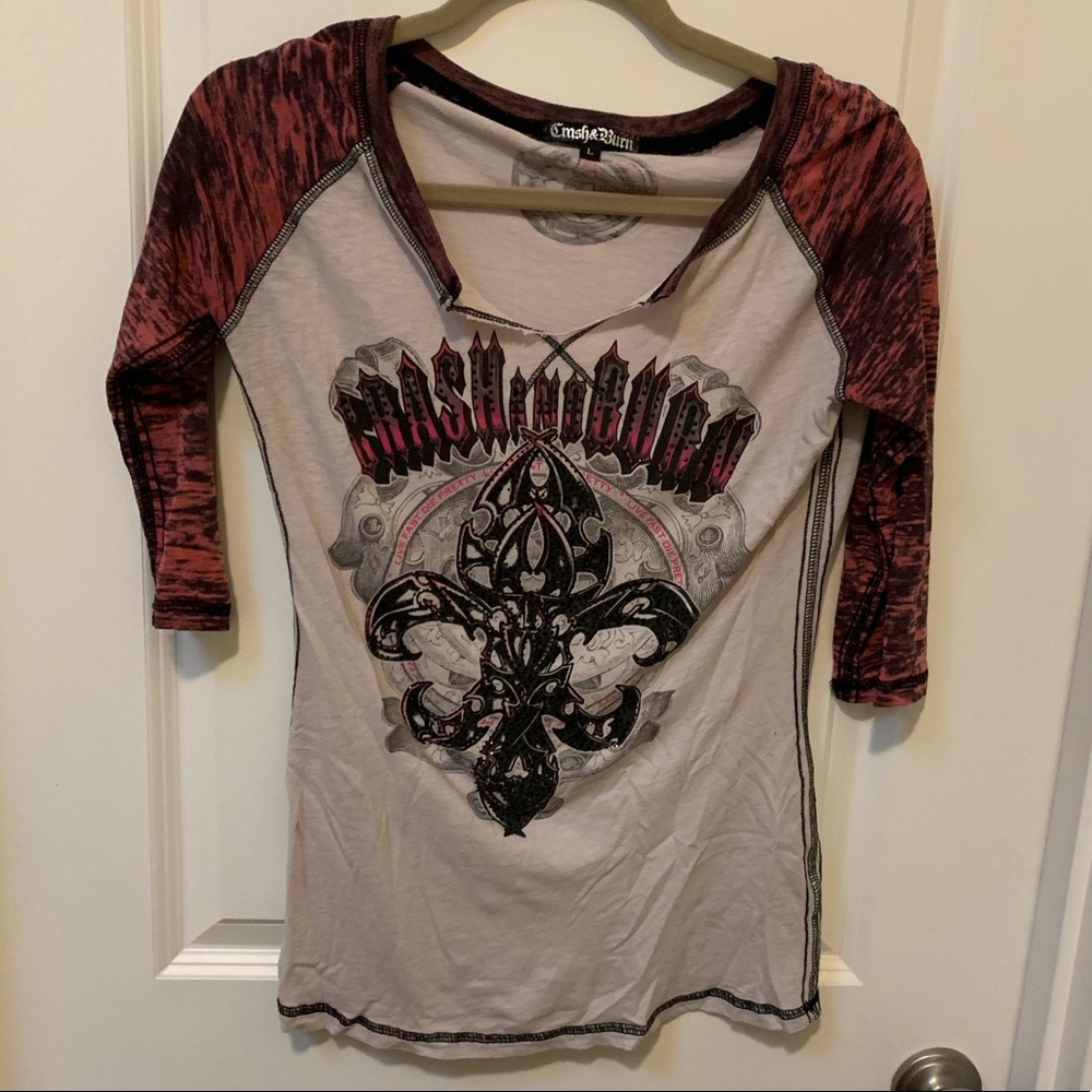 Crash and burn brand half sleeve tee